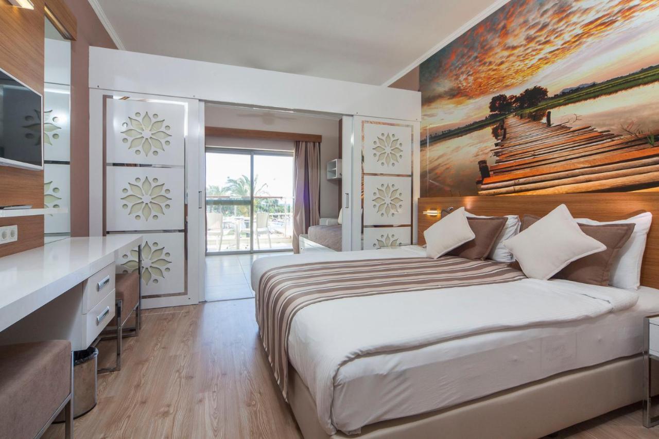 Village Turkey Otel Dalaman